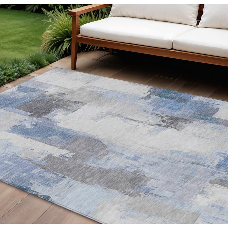 HomeRoots Abstract Transitional Rectangle Outdoor Rug - 8' X 10'