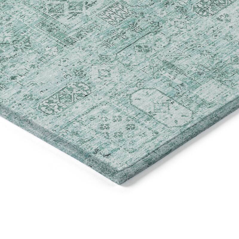 HomeRoots Floral Transitional Rectangle Outdoor Rug