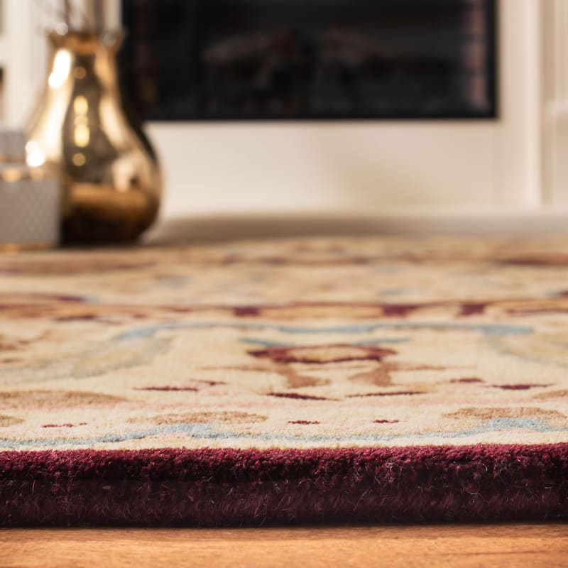 SAFAVIEH Handmade Empire Lydianne Traditional Oriental Wool Rug