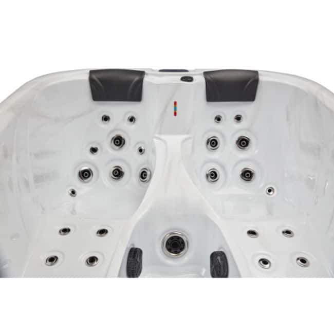 Luxury Spas Largo 3-Person Spa
