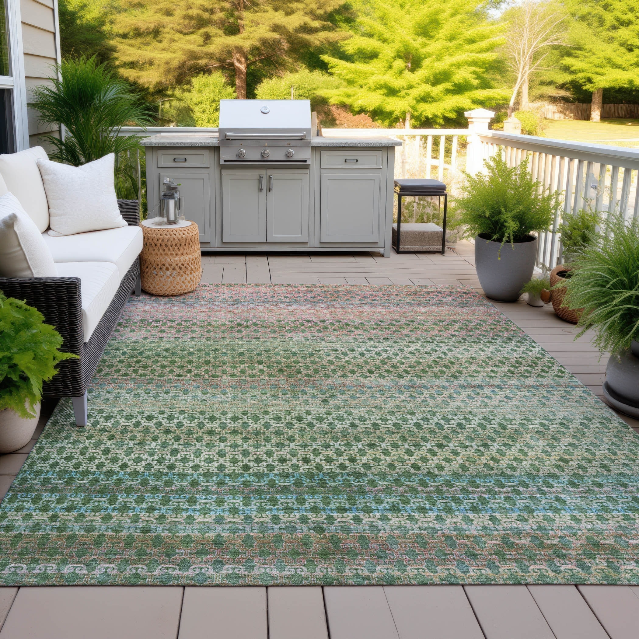 Machine Washable Indoor/Outdoor Stripe Medallions Chantille Rug