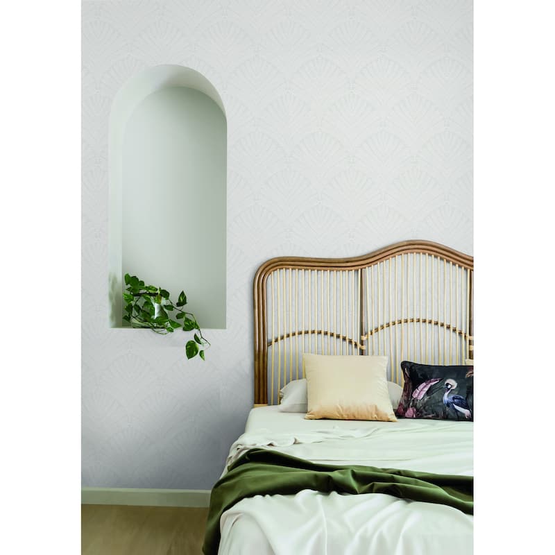 Montrouge Vinyl Beachcomber Wallpaper 20.5 in x 33 ft = 56 sq ft