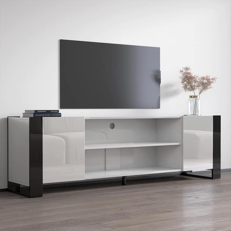 Woody EF 77" TV Stand