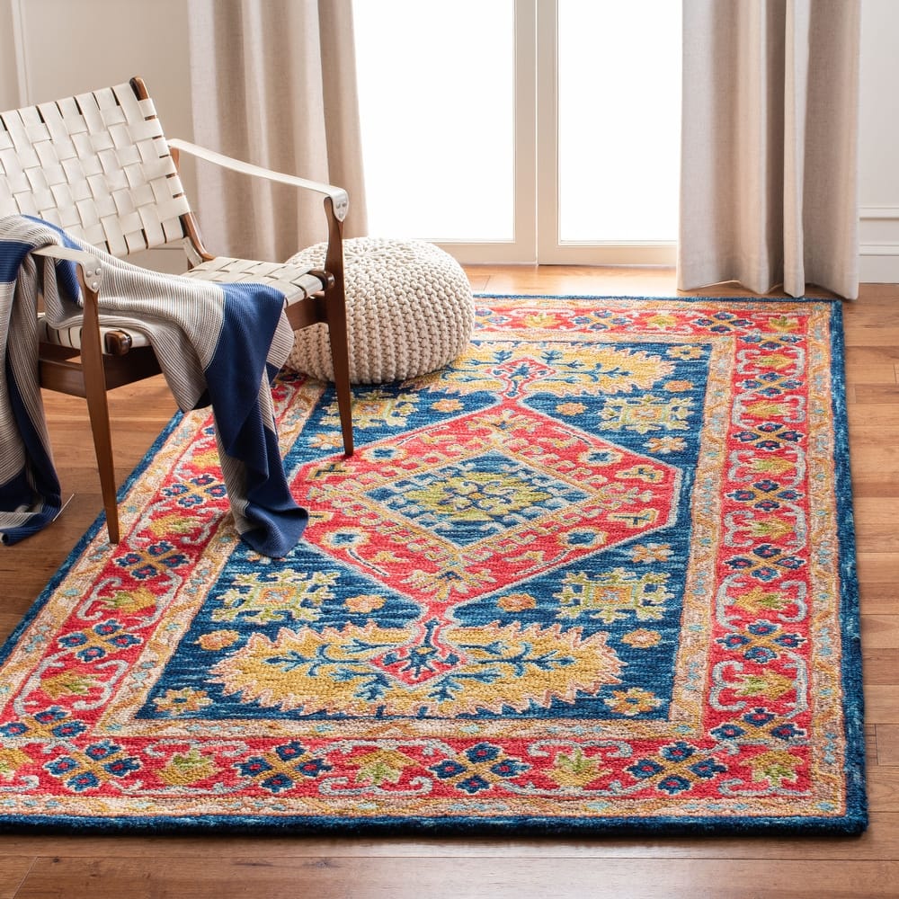 SAFAVIEH Handmade Aspen Anicette Bohemian Wool Rug