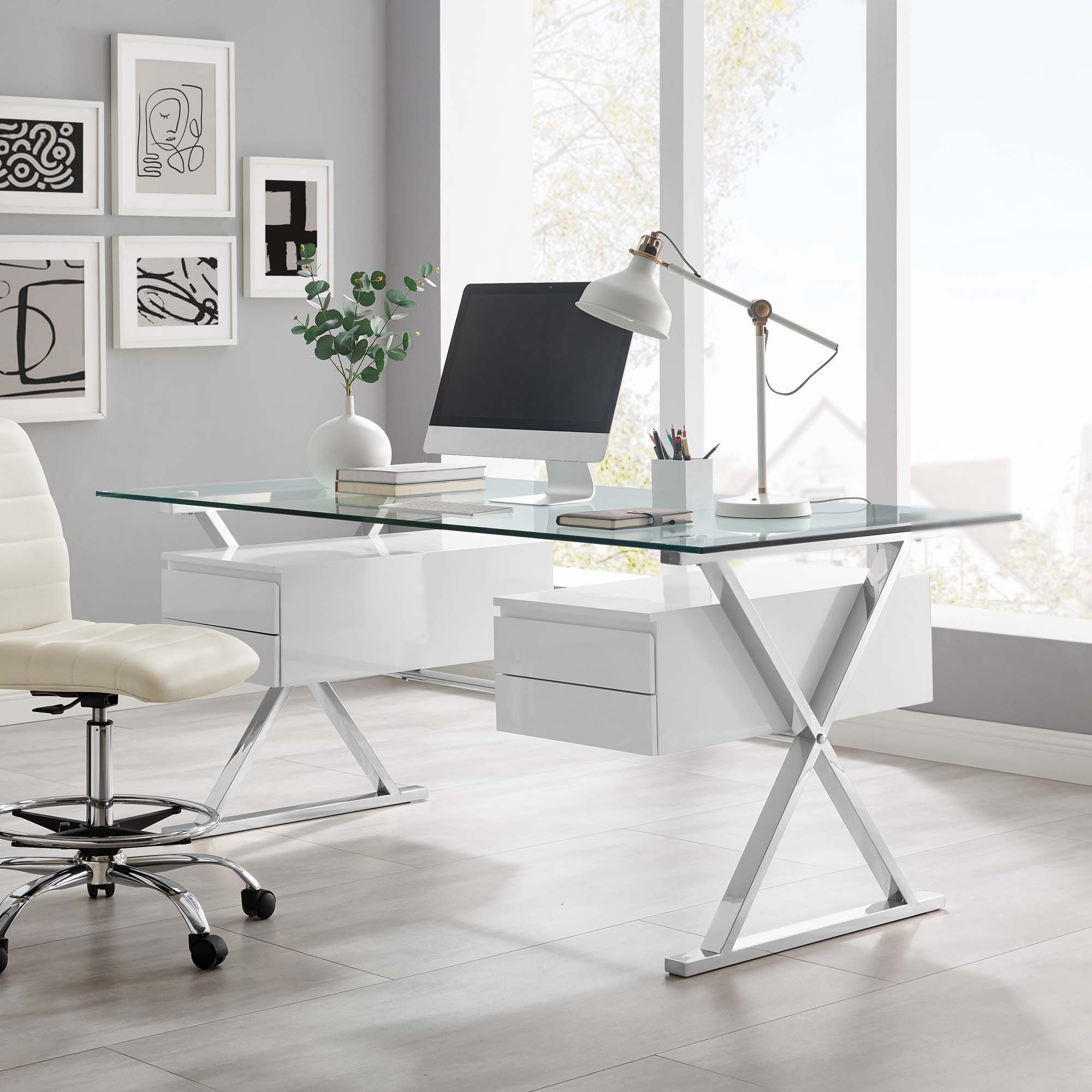 White desk outlet with clear top
