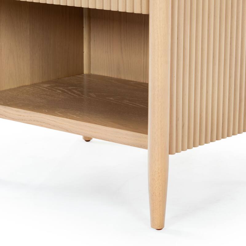 SAFAVIEH Couture Shelbie 1-Drawer Reeded Nightstand, Fully Assembled