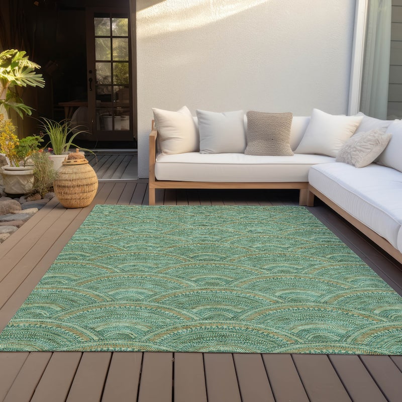 Machine Washable Indoor/ Outdoor Modern Mosaic Chantille Rug