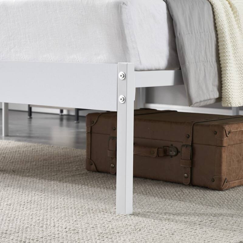 Metal Queen Size Modern Bed Frame Platform Mattress Foundation