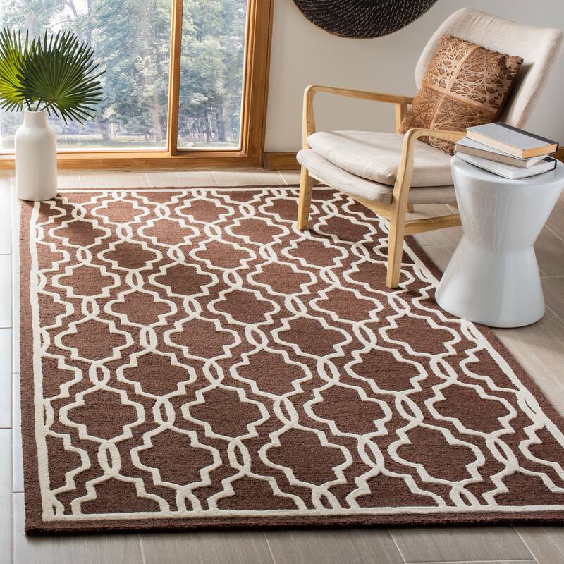 SAFAVIEH Handmade Cambridge Philine Geometric Wool Rug - 5' x 8' - Dark Brown/Ivory