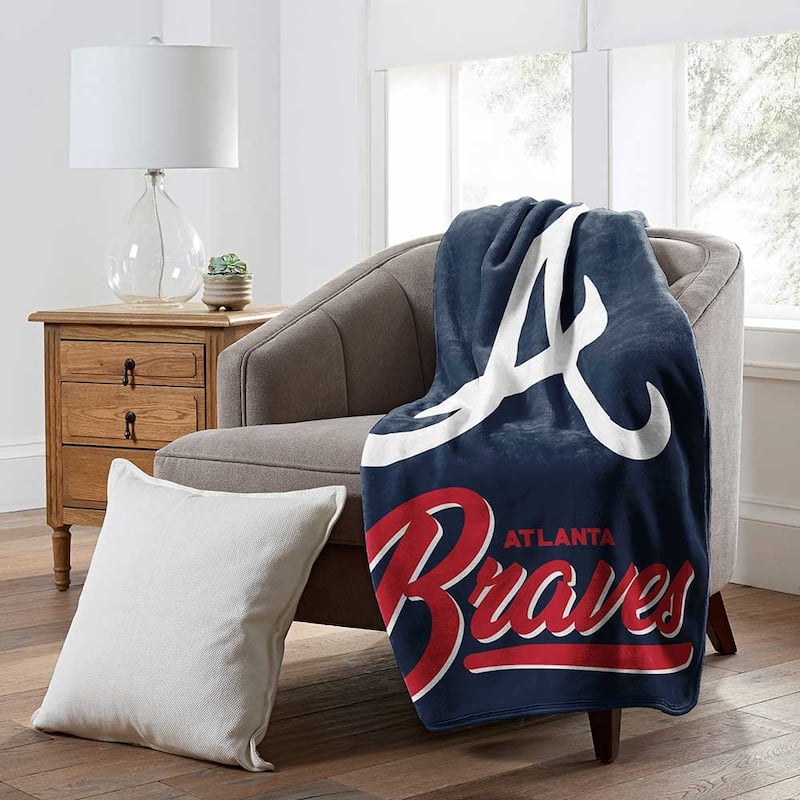 MLB Atlanta Braves Signature Raschel Throw Blanket