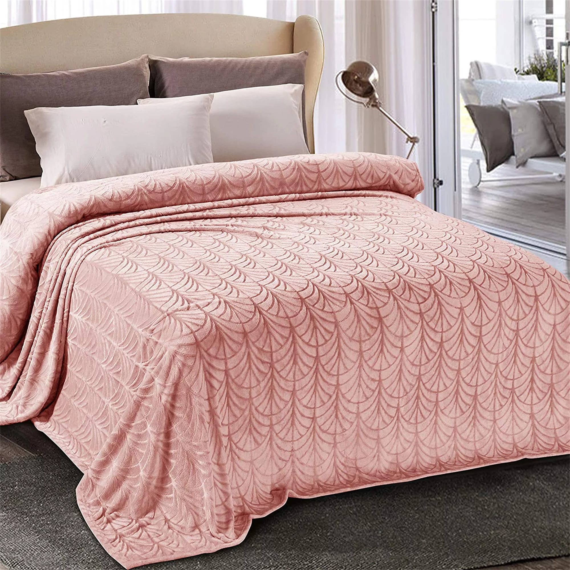 Flannel Fleece Lightweight Bed Blanket King Size 90x104 Inch Pink