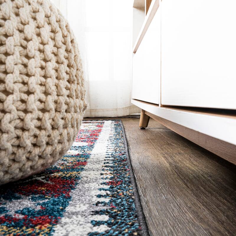 JONATHAN Y Palmette Distressed Kilim Area Rug