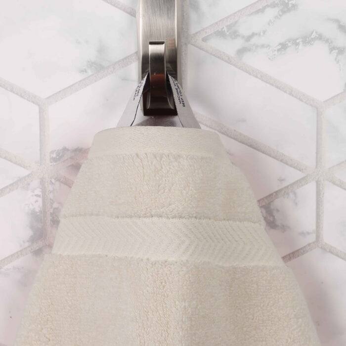 Superior Absorbent Zero Twist Cotton Bath Towel (Set of 2)