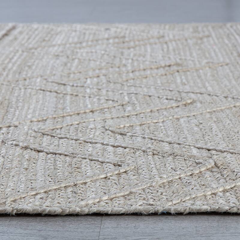 Jani Kresty Ivory Chevron Braided Area Rug - Elegant and Stylish Design