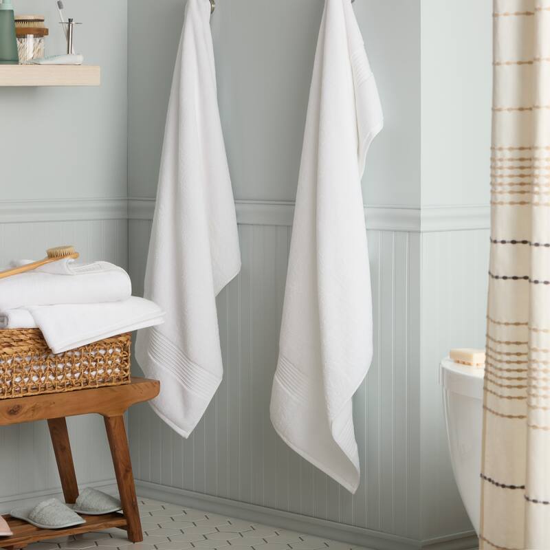 TOWN & COUNTRY EVERYDAY 4-Piece Solid Dobby Border Bath Towel Set - 30"x58"
