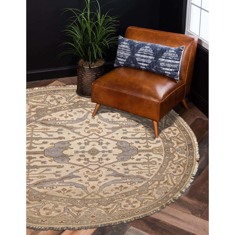 ECARPETGALLERY Hand-knotted Royal Oushak Ivory Wool Rug - 5'11 x 5'11