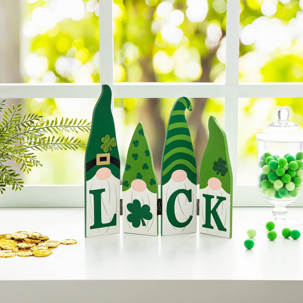 Glitzhome 12.5"L St. Patrick's Wooden Luck Shamrock Gnome Table Decor