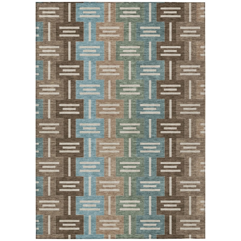 Machine Washable Indoor/ Outdoor Modern Wamego Chantille Rug