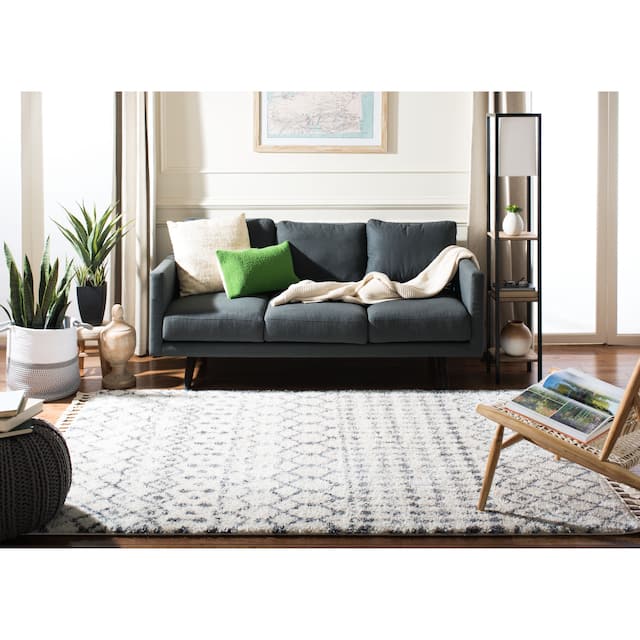 SAFAVIEH Amelia Fietje Modern Abstract Distressed Rug
