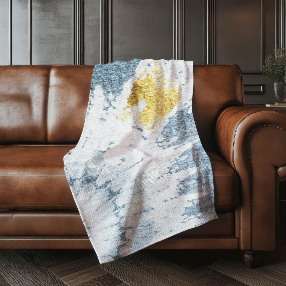 Premium Machine Washable Contemporary Spiral Sherpa Throw Blanket