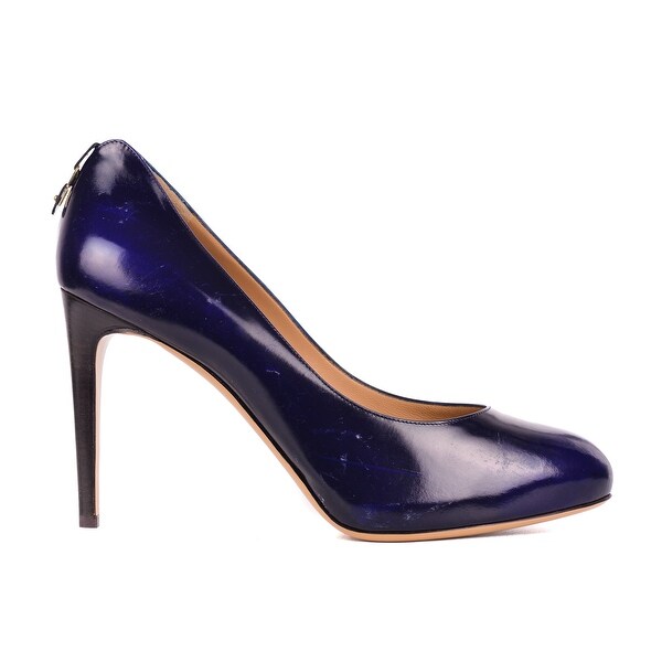 ferragamo navy pumps