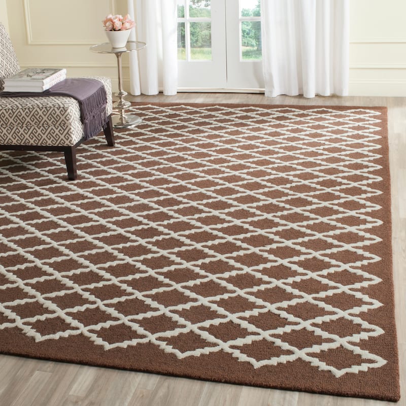 SAFAVIEH, Handmade Cambridge Reny Modern Moroccan Wool Rug - 6' x 9' - Dark Brown/Ivory