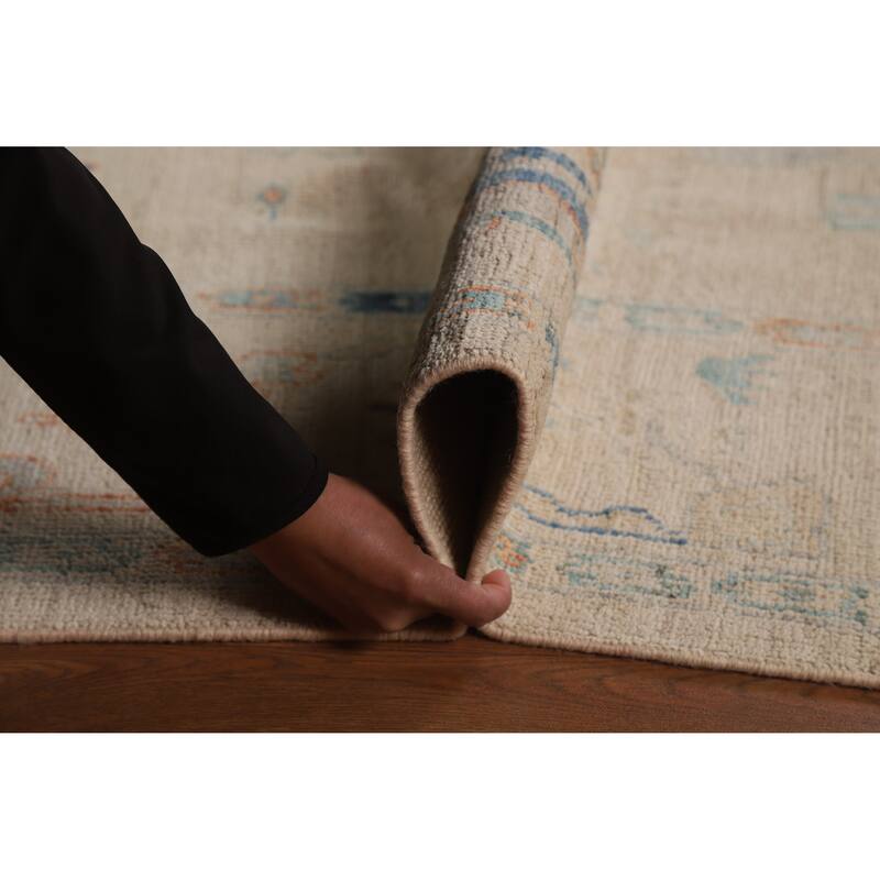 Hand Knotted Oriental 100% Wool Carpet Transitional All-Over Beige & Ivories Oushak Area Rug - 9' 0'' X 5' 11''