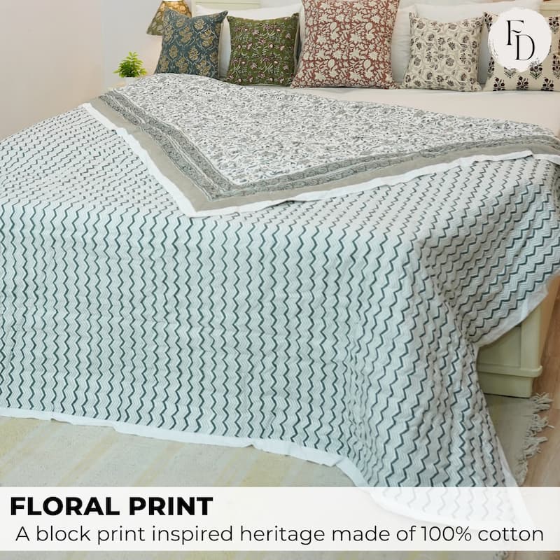 Fabdivine Handcrafted Cotton Quilt - Blue Gray Floral Traditional Block Print, Reversible Premium Bedspread for Bedroom Décor