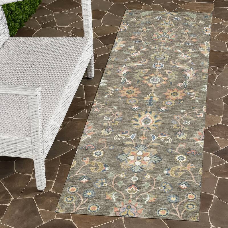 Machine Washable Indoor/ Outdoor Traditional Basalt Chantille Rug - Taupe - 2'3" x 7'6"