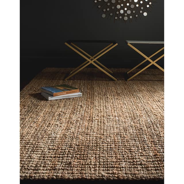 SAFAVIEH Jerneja Handmade Solid Chunky Jute Area Rug