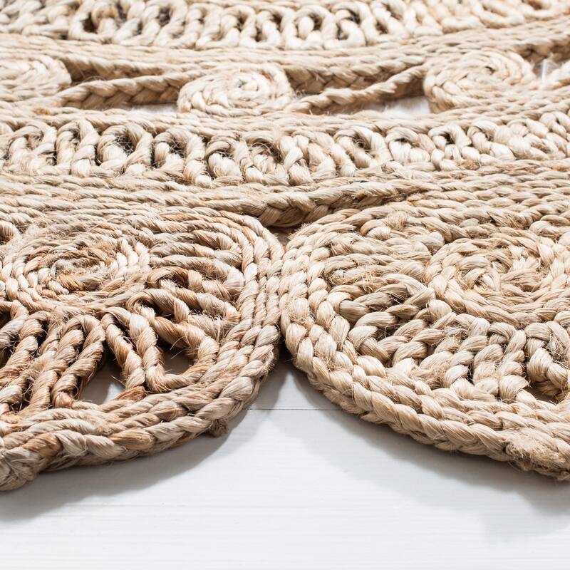 SAFAVIEH Handmade Natural Fiber Marlie Farmhouse Rug