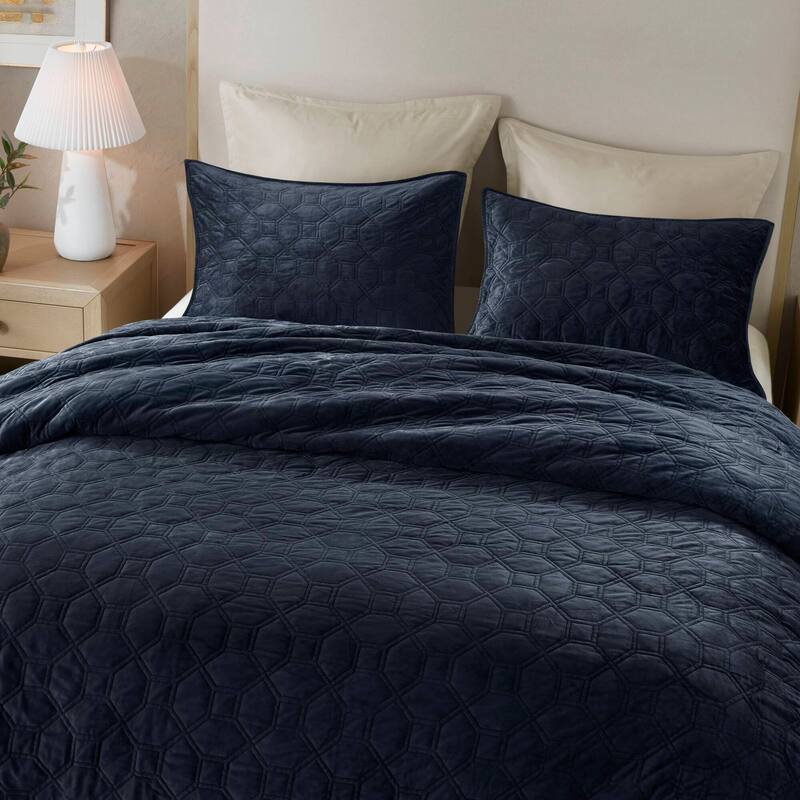 Madison Park Emery 3 Piece Velvet Quilt Set