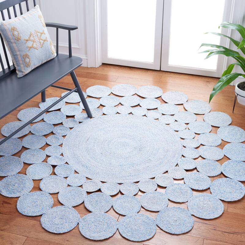 SAFAVIEH Handmade Cape Cod Irmhild Farmhouse Polyester Rug - 5' Round - Blue