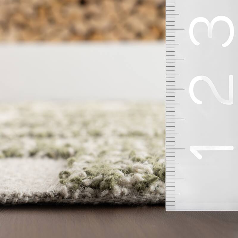 Carmeon Hamilton Riel Bohemian Geometric Wool Rug