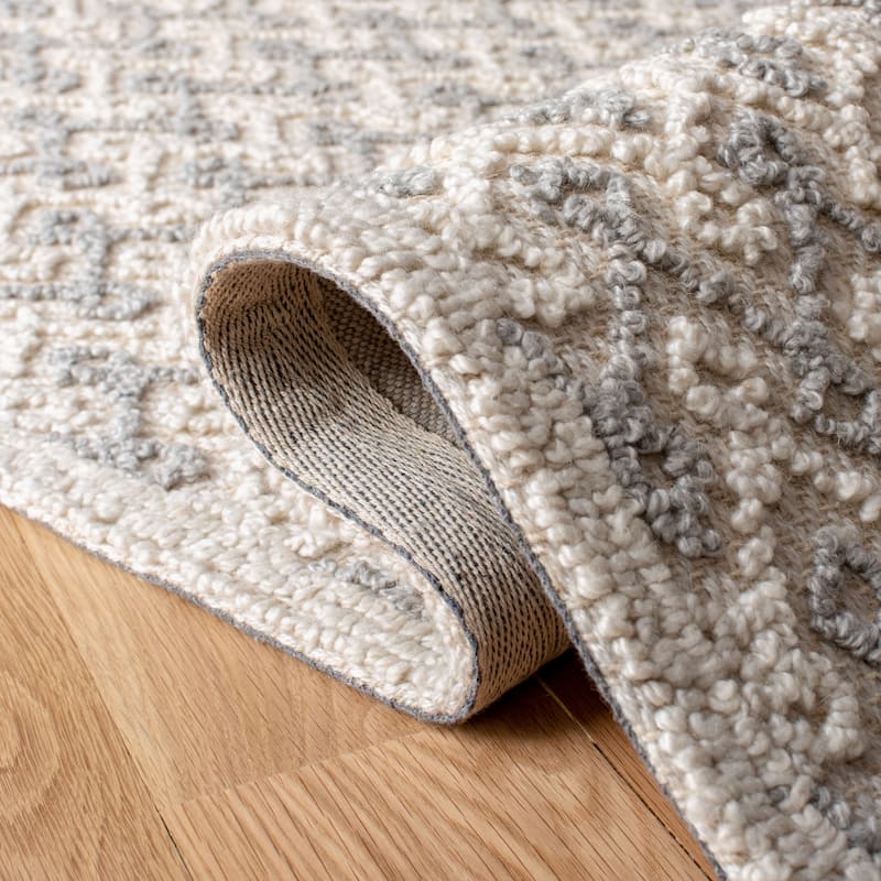 SAFAVIEH Handmade Trace Cherilyn Wool/ Viscose Rug