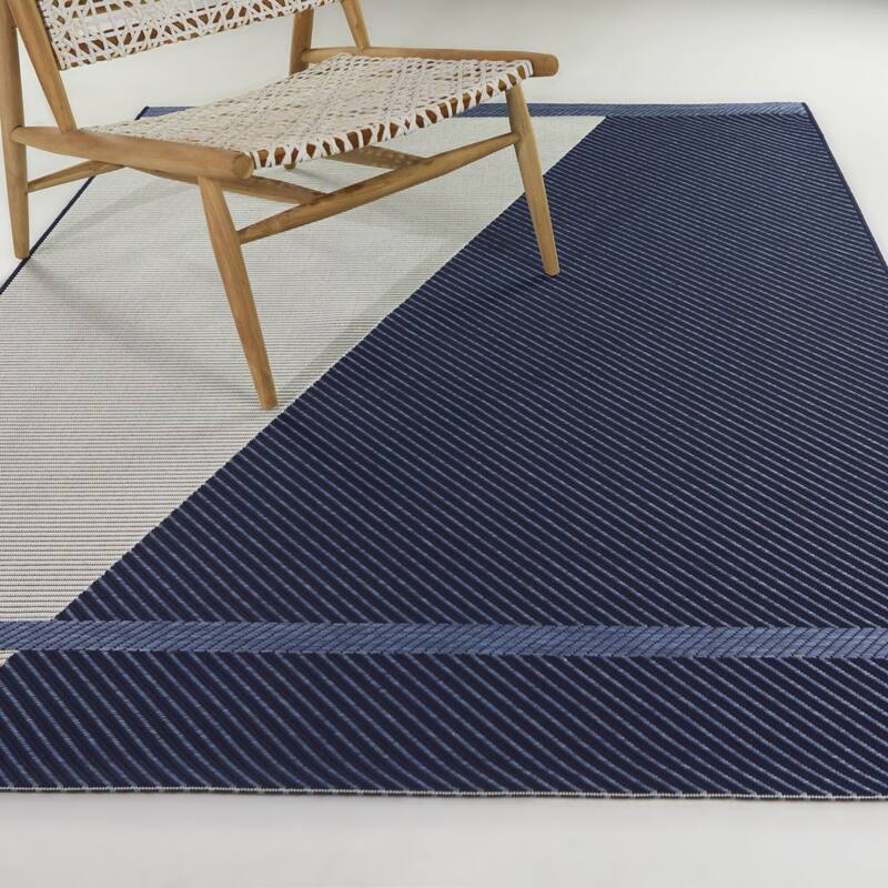 Palacio Modern Geometric Indoor/Outdoor Area Rug - 7'10" x 10' - Navy Blue