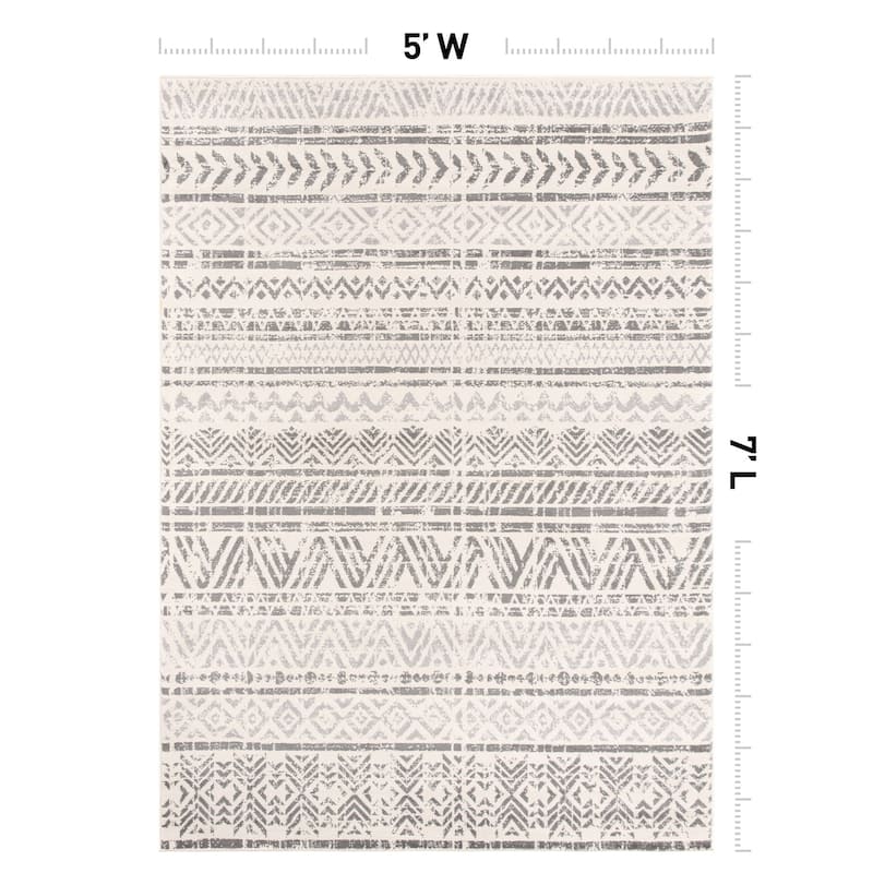 The Curated Nomad Midtown Geometric Distressed Bohemian Rug