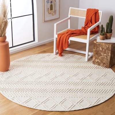 SAFAVIEH Handmade Natura Sabiha Boho Wool Rug