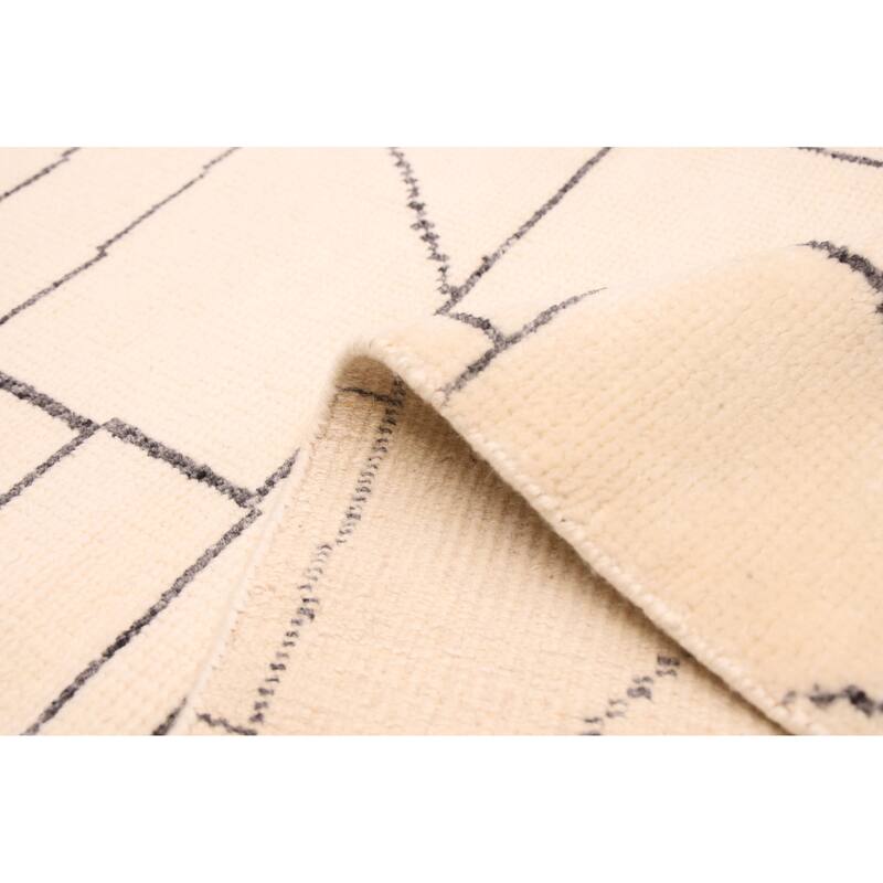 ECARPETGALLERY Hand-knotted Tangier Cream Wool Rug - 5'5 x 7'7