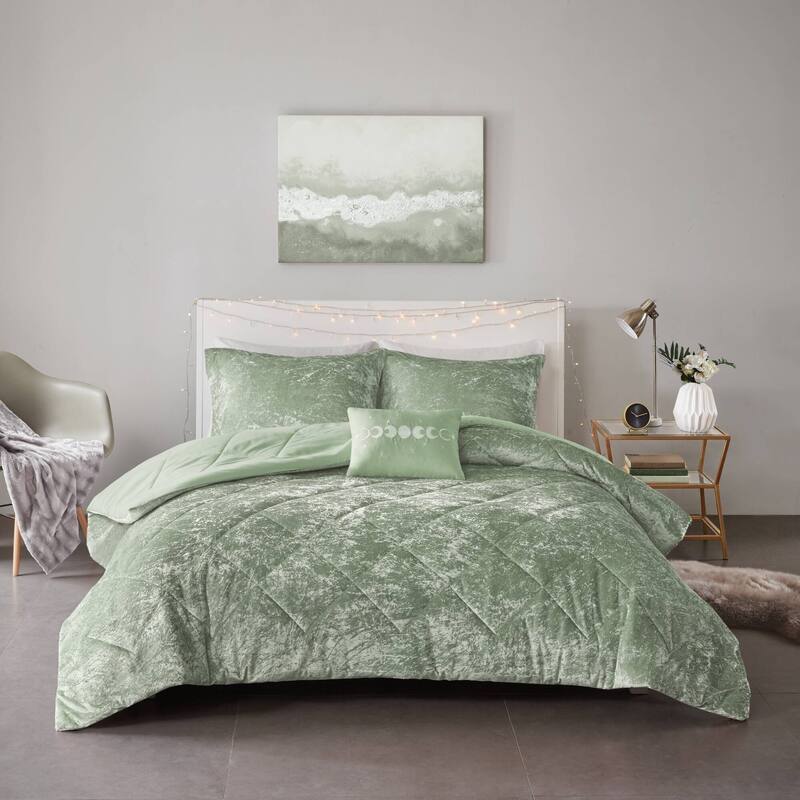 Intelligent Design Isabel Velvet Comforter Set - Green - Twin XL