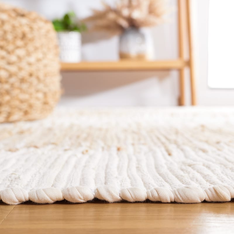 SAFAVIEH Handmade Flatweave Montauk Malwine Casual Cotton Rug - Beige - 4' x 6'