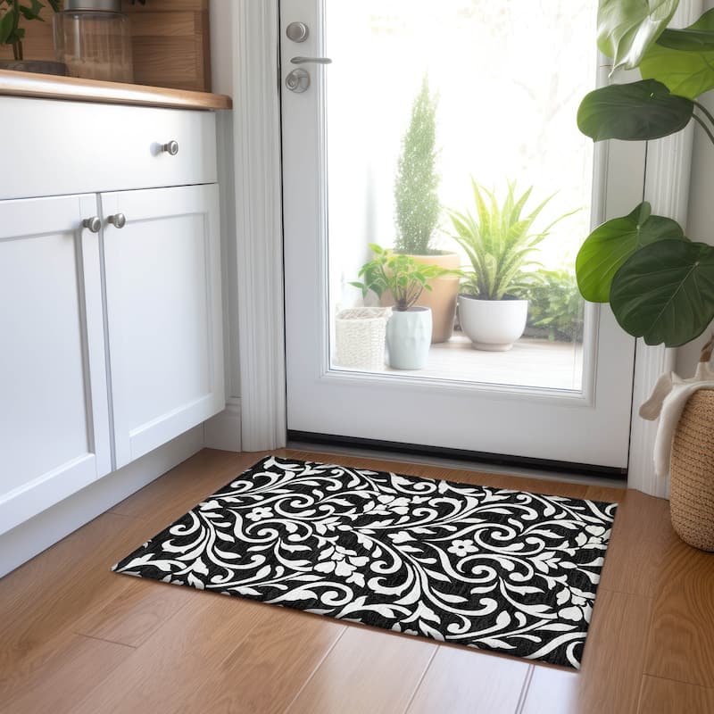 Machine Washable Indoor/ Outdoor Chantille Traditional Rug