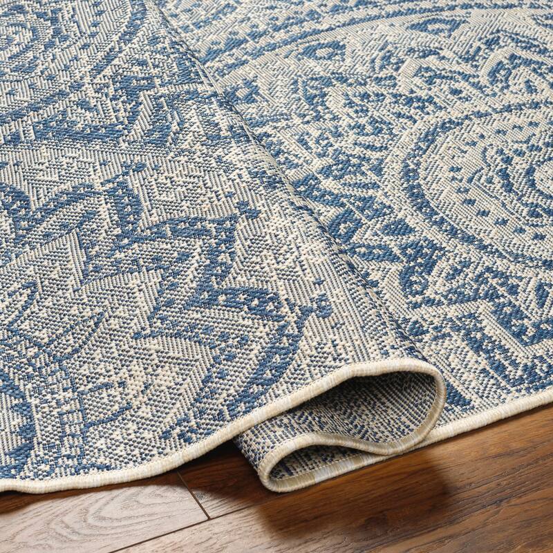 Livabliss Ravello Transitional Floral Indoor/ Outdoor Area Rug