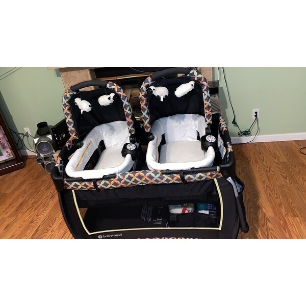 baby trend twin bassinet