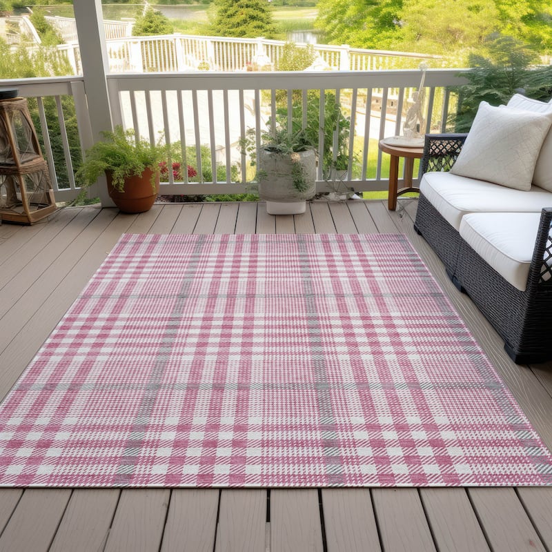 Machine Washable Indoor/ Outdoor Plaid Chantille Rug