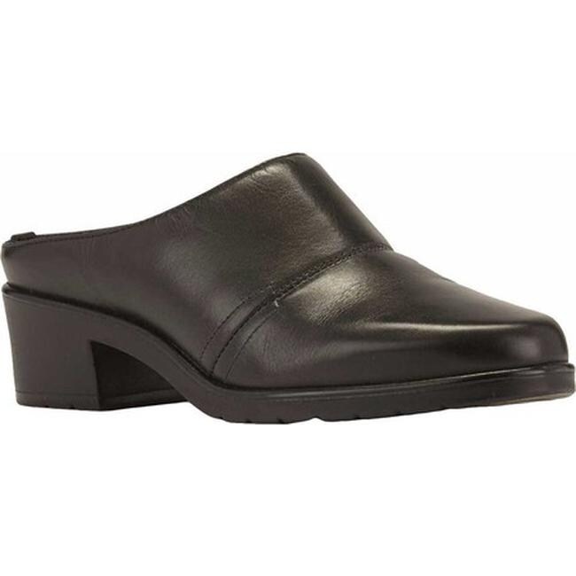 extra wide clogs and mules