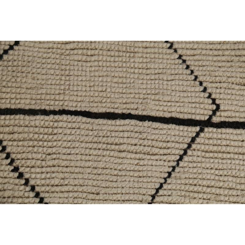 Beige / Ivory Moroccan Area Rug Hand-Knotted Wool Carpet - 6'0"x 9'7"