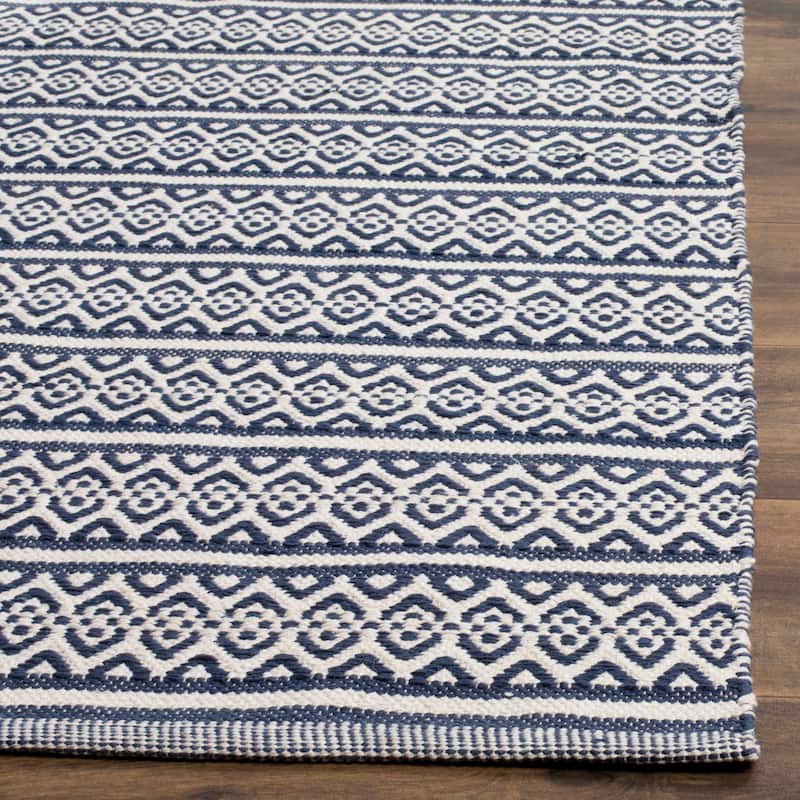 SAFAVIEH Handmade Flatweave Montauk Laetitia Cotton Rug - Ivory/Navy - 8' x 10'