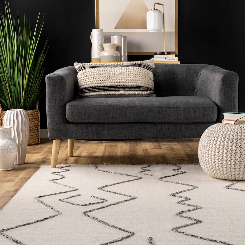 Nuloom Moira Tribal Flatweave Tassel Area Rug