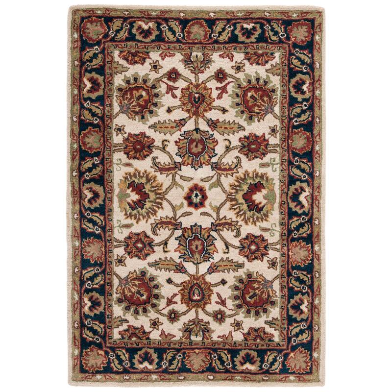 SAFAVIEH Handmade Classic Maurine Traditional Oriental Wool Rug